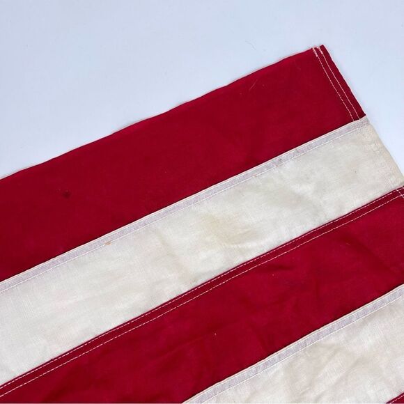 Vintage Valley Forge Flag Co. Spring City PA. 3’ x 5’ 100% Cotton Pioneer Flag - Picture 11 of 13